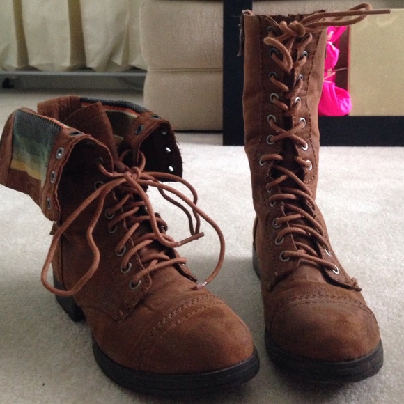 Foldable Combat Boots!