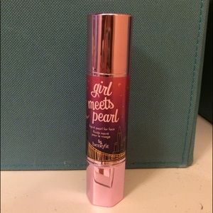 Benefit Girl Meets Pearl New