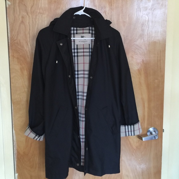 ❗️SOLD SOLD❗️Authentic Burberry Trench rain jacket