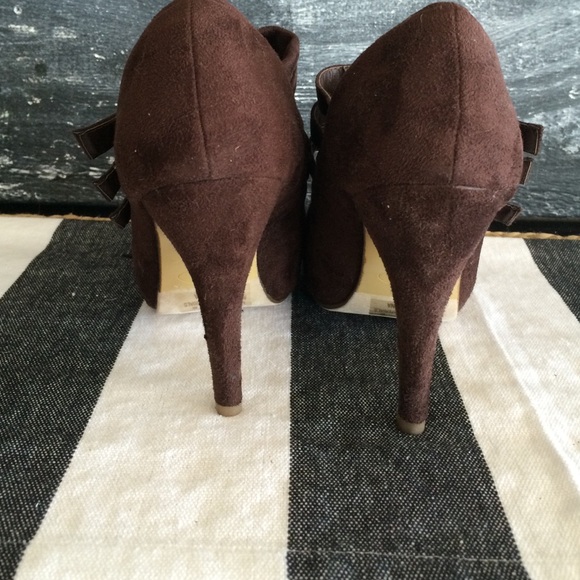 Brown suede Nordstrom booties - Picture 4 of 4