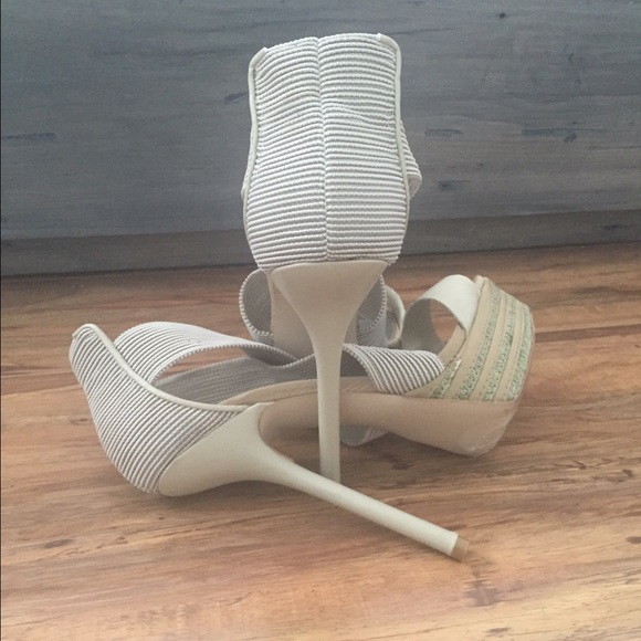 Bebe elastic strap shoes - Picture 2 of 4