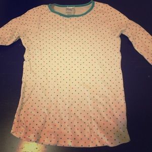 Used uni qlo large kids pj shirt