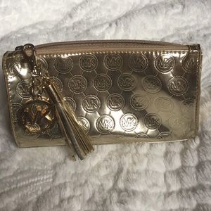 Michael Kors makeup bag