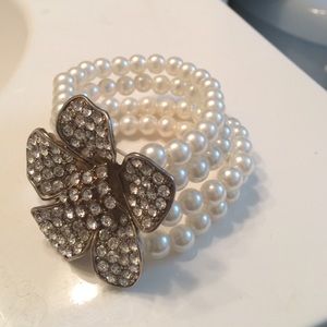 Flower with Pearls Bracelet