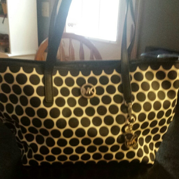 Authentic MK small shopper  handbag.