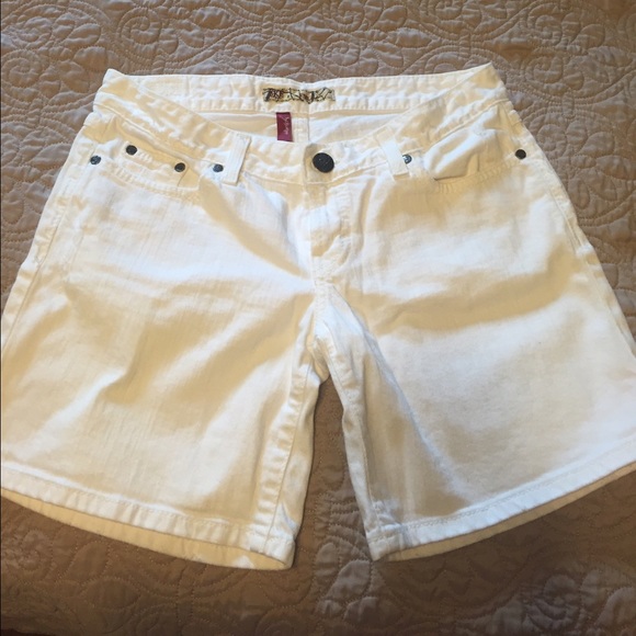 BKE shorts Stella! Size 28