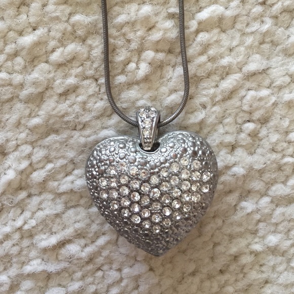 Heart necklace - Picture 2 of 4