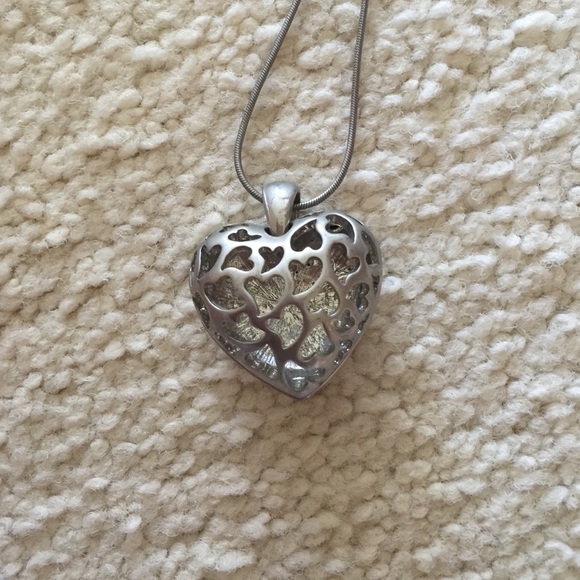 Heart necklace - Picture 4 of 4