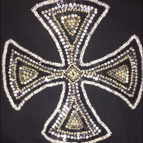 Twisted Heart Embellished Black Cotton Hoodie- S