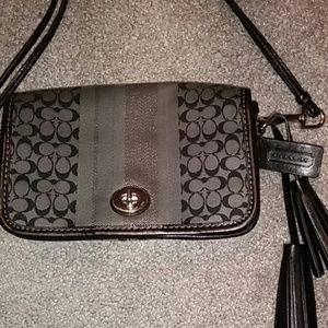 Brand new Coach purse ??!!!