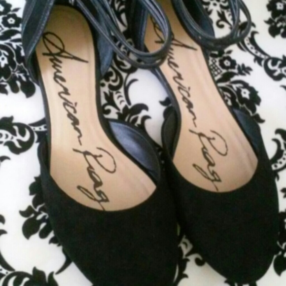 ⭕SOLD⭕Black flat shoes - Picture 2 of 4