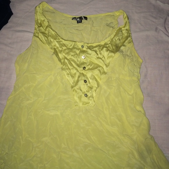 Love 21 tank /// needs ironing//