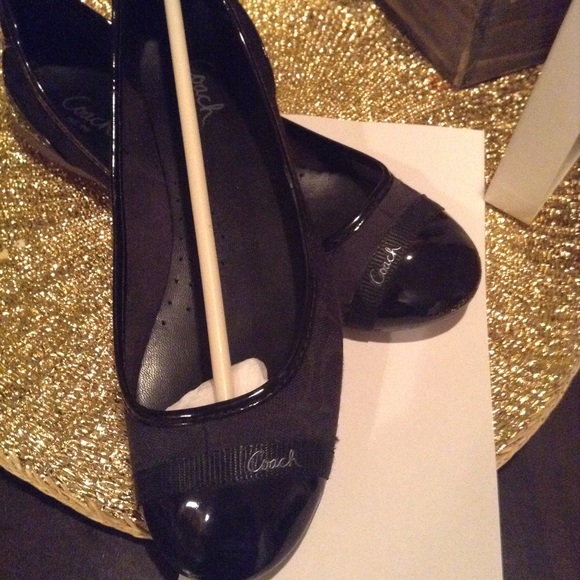 Coach Cecile flats