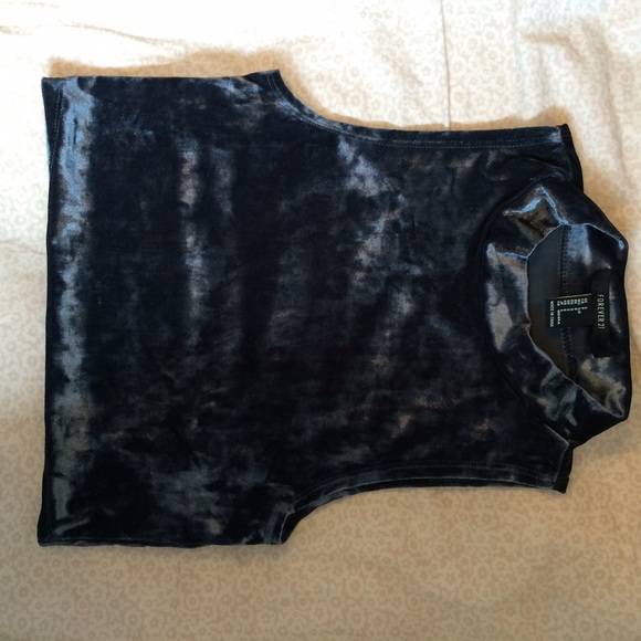Forever 21 Velvet crop top