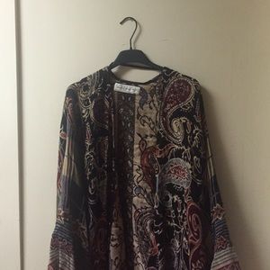 Abercrombie & Fitch patterned kimono