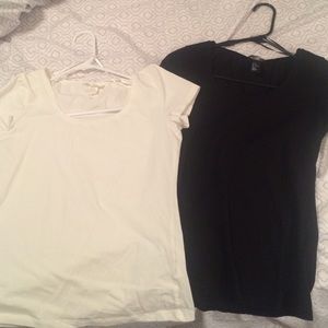 Black and white t-shirt set.