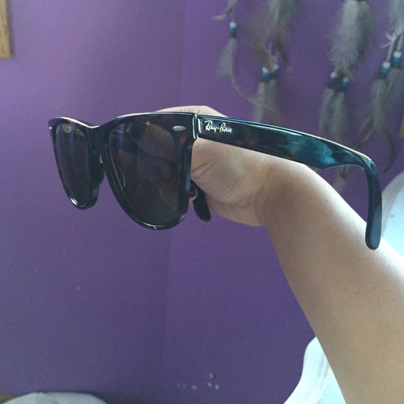 Ray Bans - Picture 2 of 4