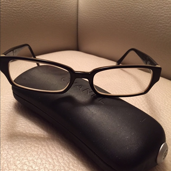 CHANEL Accessories - 🌻ON HOLD🌻Authentic Chanel glasses