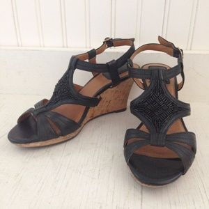 Black Wedges with Black Beading