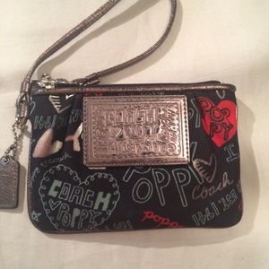 Coach Poppy Wristlet