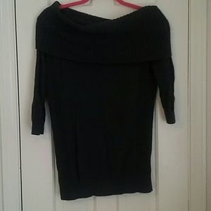 Gray sweater top 3/4 length sleeves