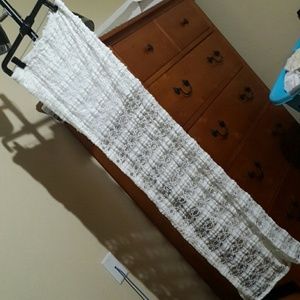 Side split lace maxi skirt