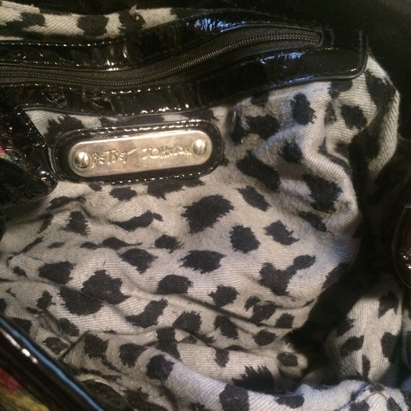 Betsy Johnson handbag - Picture 4 of 4