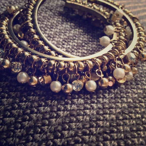 Hoops and sparkles - Picture 1 of 1