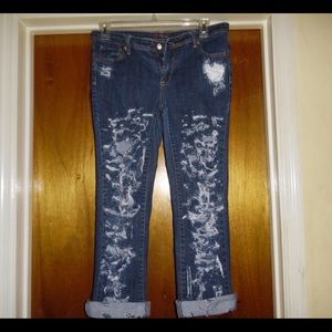 Toyre Made Shredded Jeans