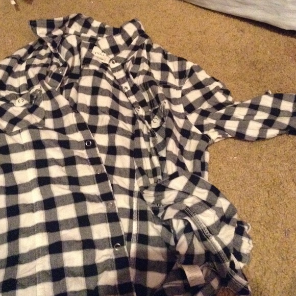 Black and white plaid button up