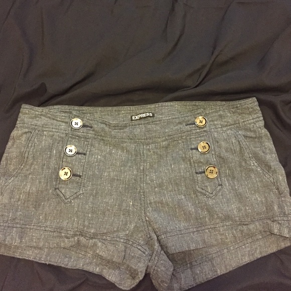 Express Shorts