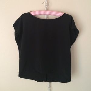 Black forever 21 short sleeve size small