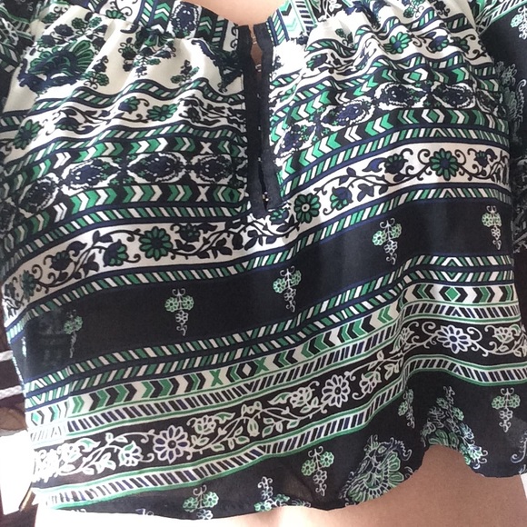 Beautiful top! - Picture 2 of 3