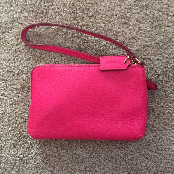 Coach wristlet - Picture 2 of 4