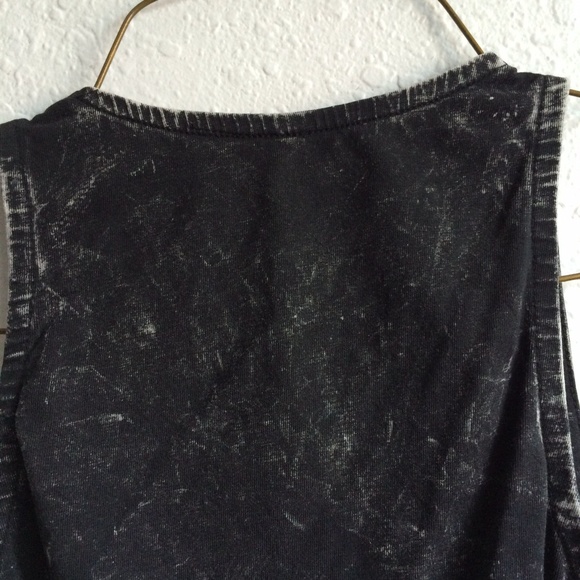 Top • H&M - Picture 3 of 3