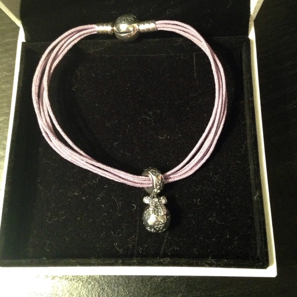 NWOT lavender Pandora bracelet with charm - Picture 2 of 3