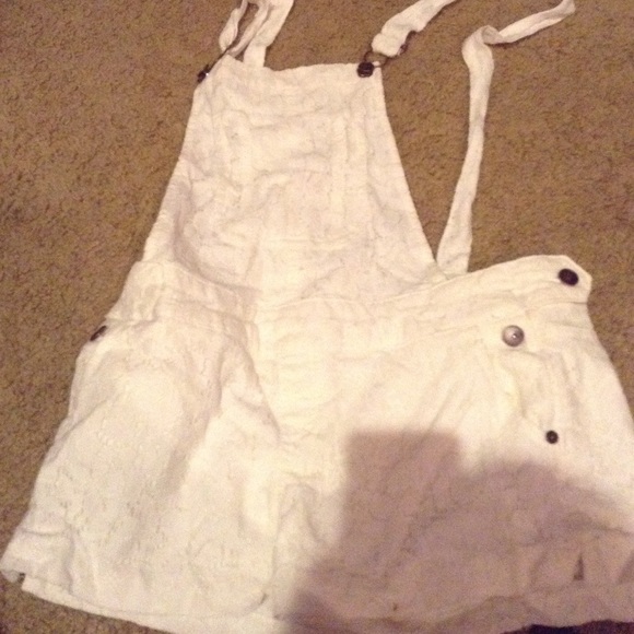 White overall shorts