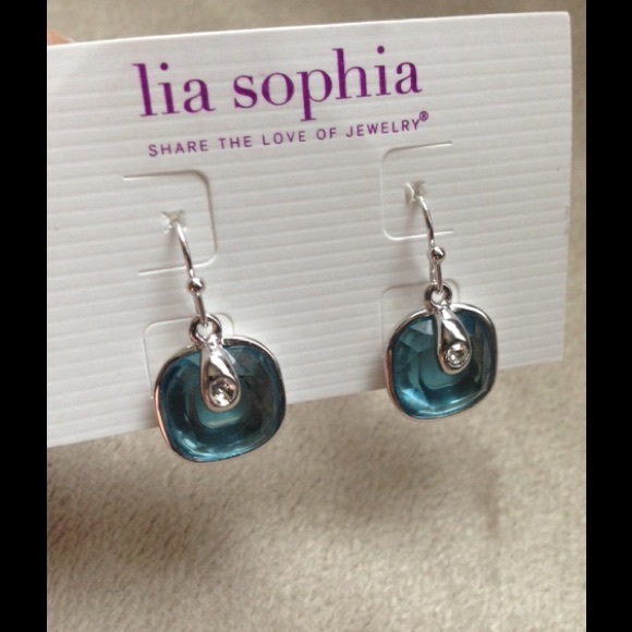 Lia Sophia blue earrings