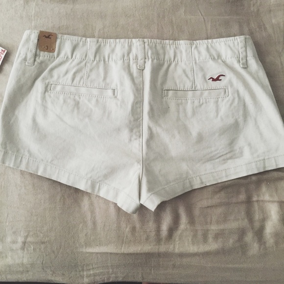 HOLLISTER SHORTS - Picture 2 of 4