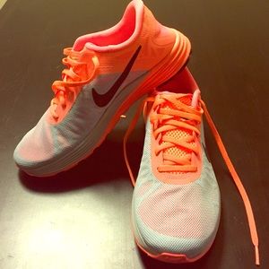 Brand New Nike Lunarlaunch Size 8.5