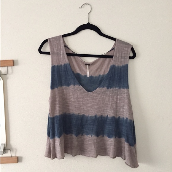 Free People Tops - Free People✌🏼V-Neck Boho Crop Tank