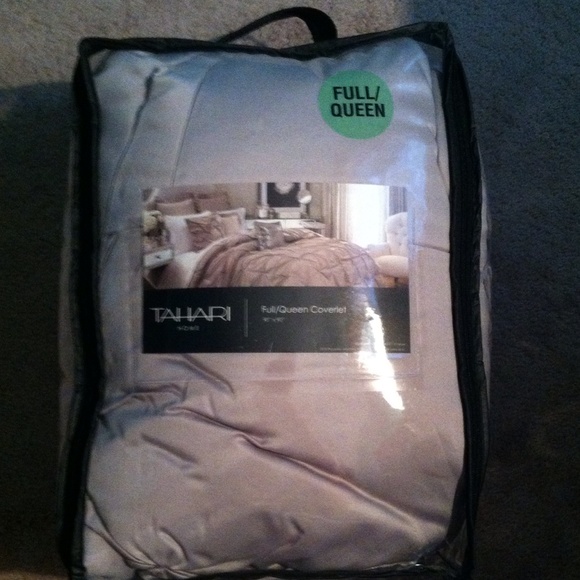 Tahari Silver comforter/coverlet