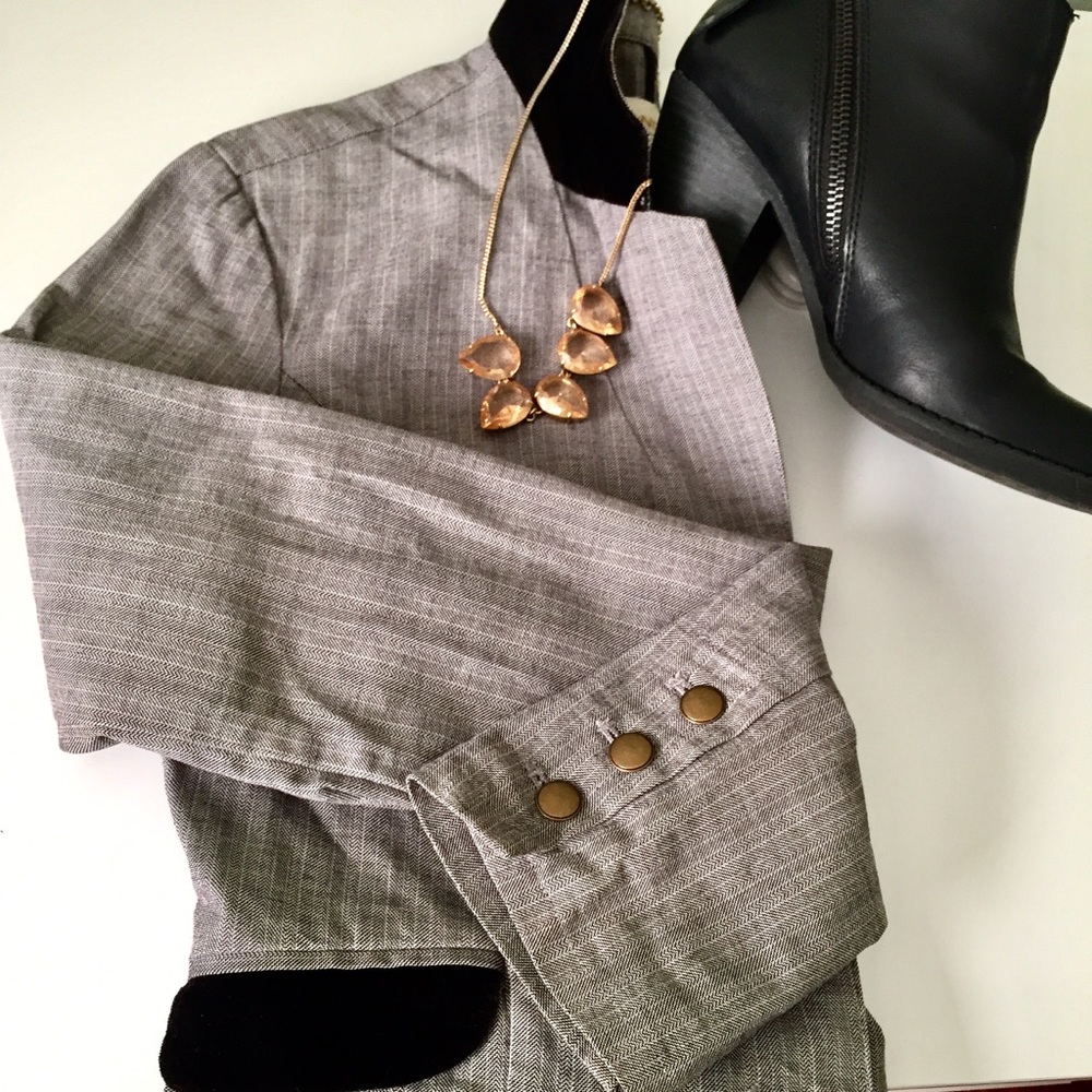 {VS} Blazer w/Black Velvet Accents