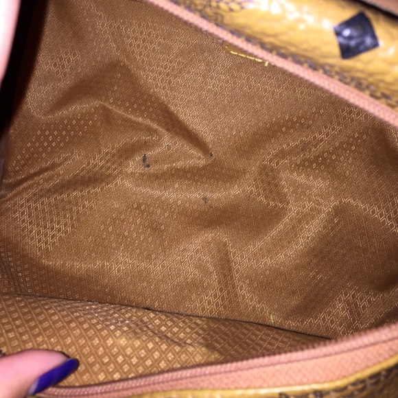 Additional pics of MCM bag - Picture 2 of 4