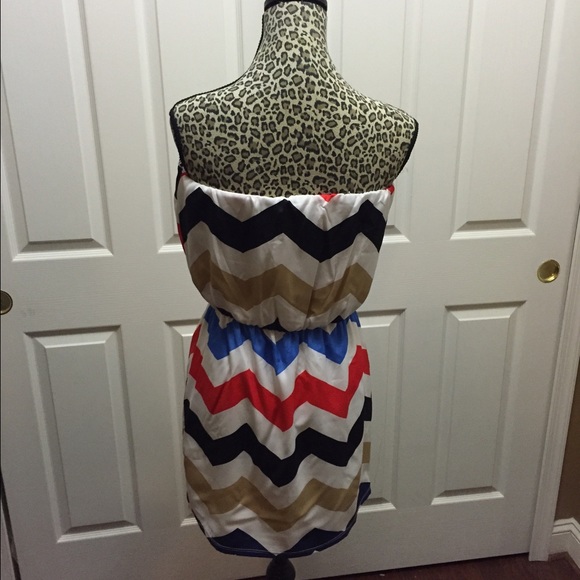 Strapless striped Karlie dress - Picture 2 of 3