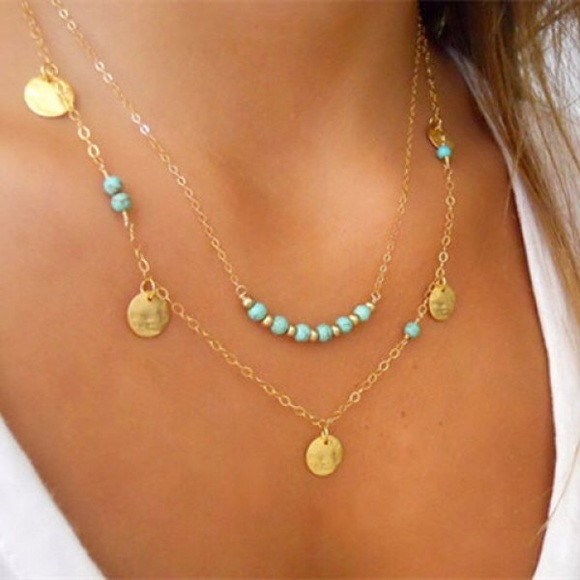 Double layered necklace