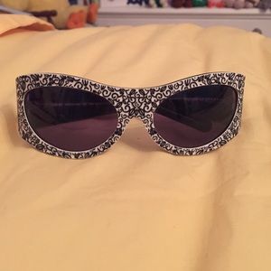 Anna Sui Sunglasses!
