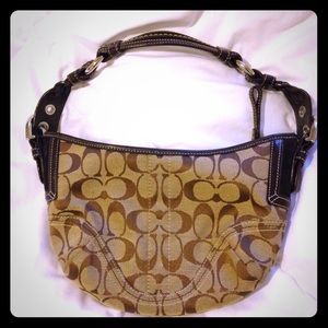 🎊🎉SALE🎊🎉COACH SHOULDER BAG 💖 like brand new