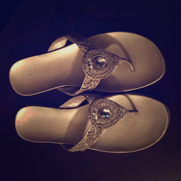 Kenneth Cole Reaction Gold Bling Sandals