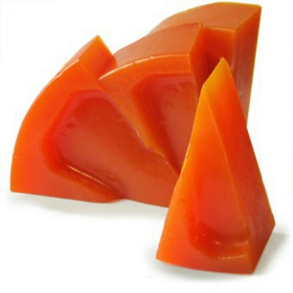 *PARTIAL BUNDLE* Lush Bundle - Picture 4 of 4